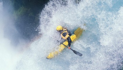 开云APP-约基奇关键进球定乾坤，当东方赛场响起丹佛高原的号角