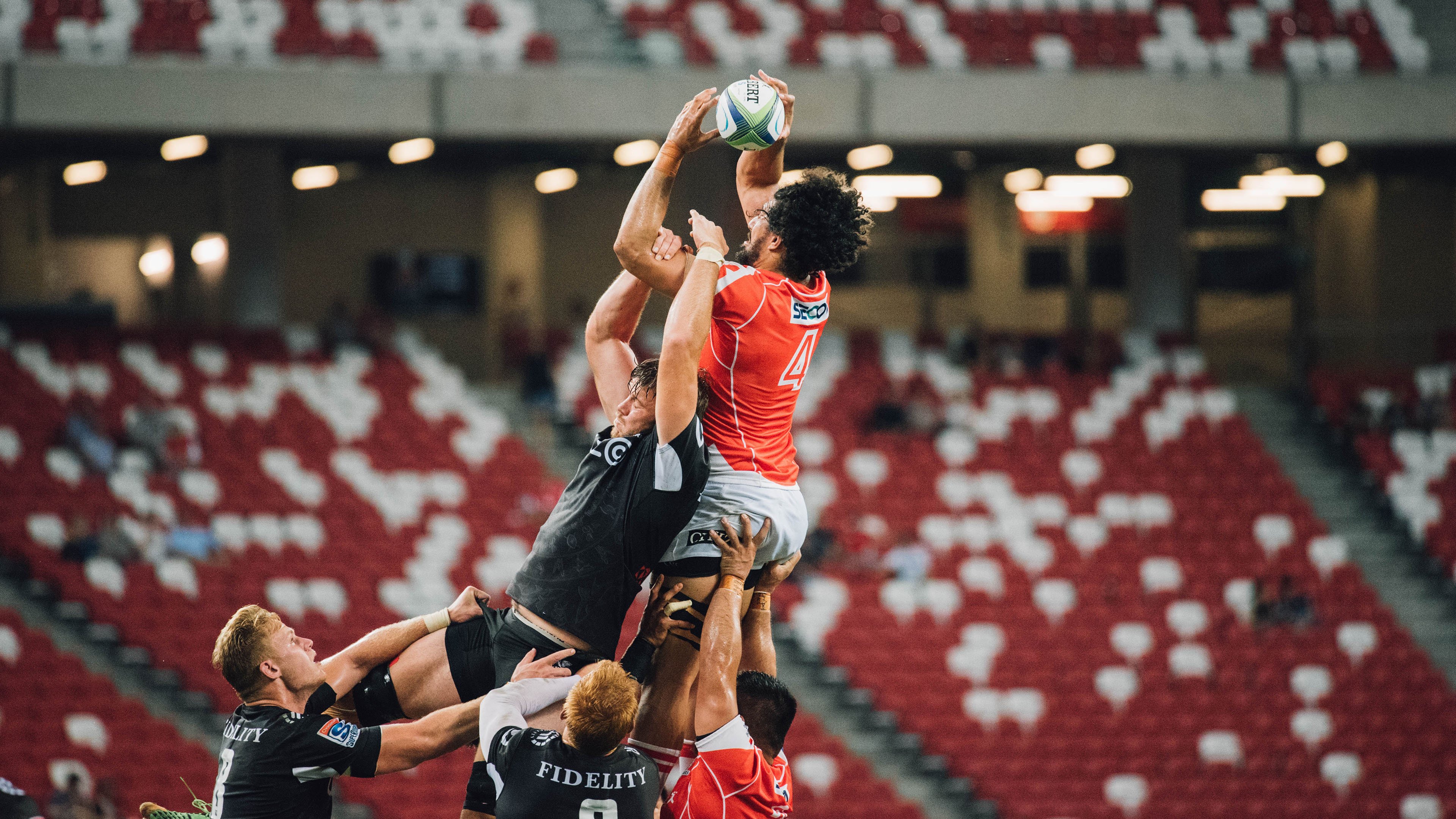 篮球世界的双面狂想,广厦狂胜雷霆,詹姆斯西决生死战封神