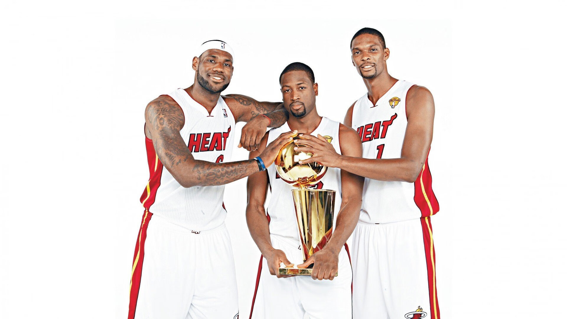 沙特资本带走多特蒙德，帕尔默成为英格兰关键先生，足球世界的权力转移与本土觉醒